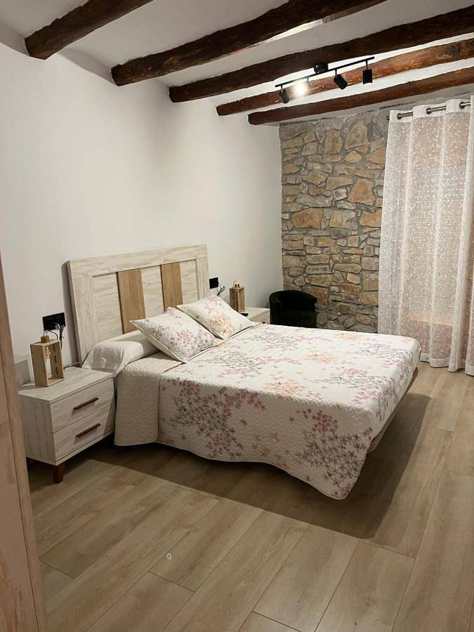 Location de vacances pour 7 personnes, avec balcon et vue, adapté aux familles à Oliana - 4