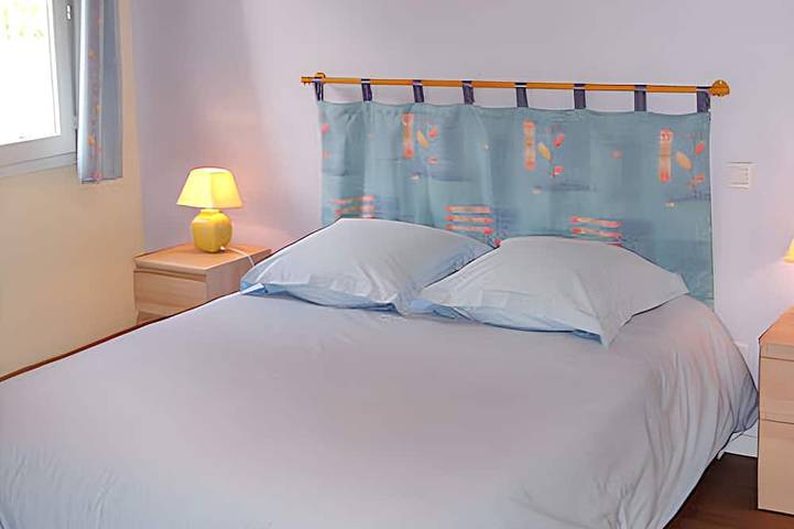 Location de vacances pour 8 personnes, avec jardin et piscine, animaux acceptés à Saint-Vincent-la-Châtre - 2