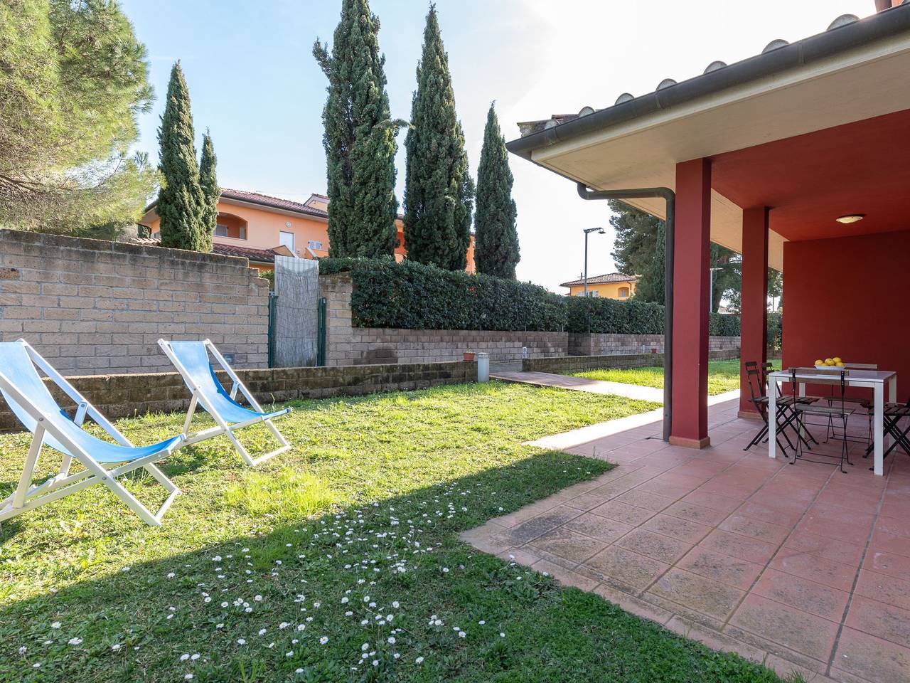 Appartamento per 6 Persone in Scarlino, Maremma