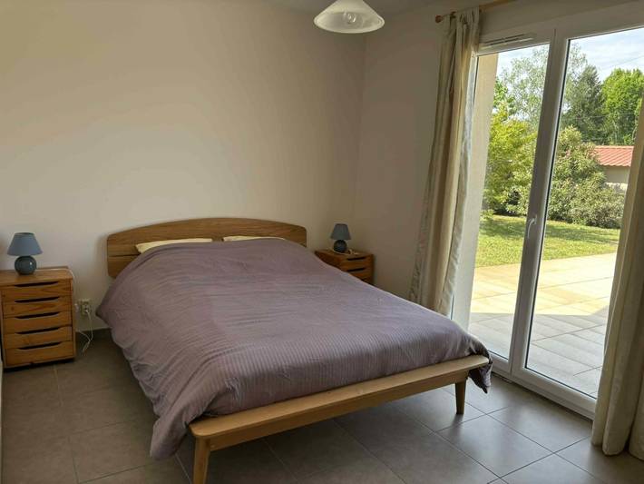Location de vacances pour 6 personnes, avec terrasse et jardin, animaux acceptés à Carcans - 4