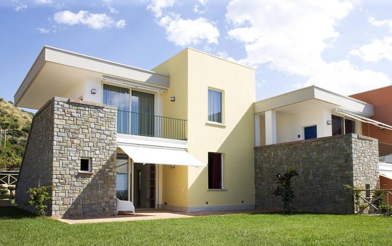 Appartamento per 6 persone, con Balcone e Terrazza nonché Idromassaggio e Giardino a Pollica