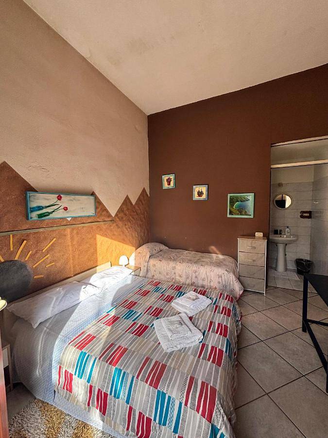 Chambre d’hôte pour 2 personnes, avec Jardin à Acireale
