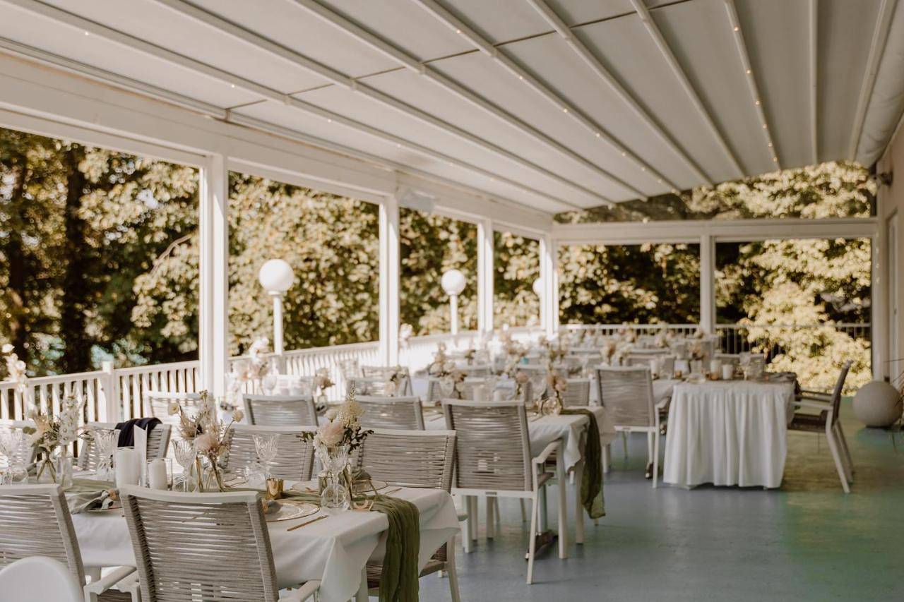 Strandhotel Vier Jahreszeiten Buckow in Stadt Buckow (Märkische Schweiz), Märkische Schweiz-Oderland