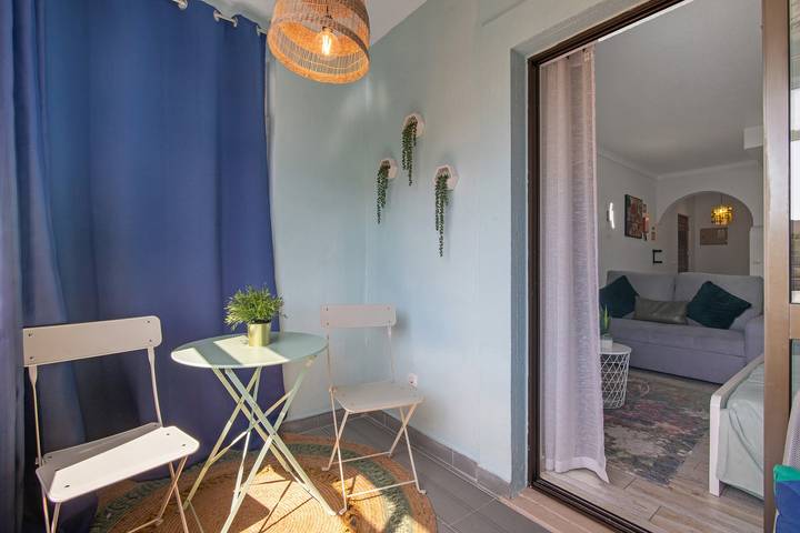 Apartamento entero, Apartamento 'Remodelado Próximo Da Praia' con balcón y Wi-Fi in Albufeira e Olhos de Água, Distrito de Faro