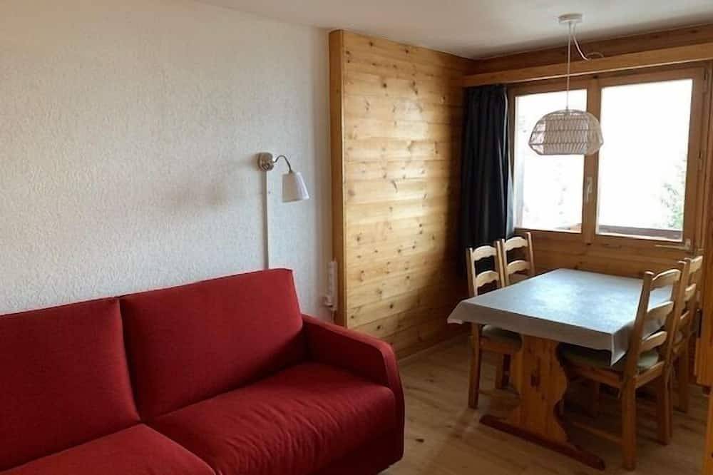 Ganze Wohnung, Aussen : Wohnung im 2. Stock eines Gebäudes, in Chandolin, für 2-4 Personen, Balkon mit Gartenmöbeln in Chandolin, Anniviers