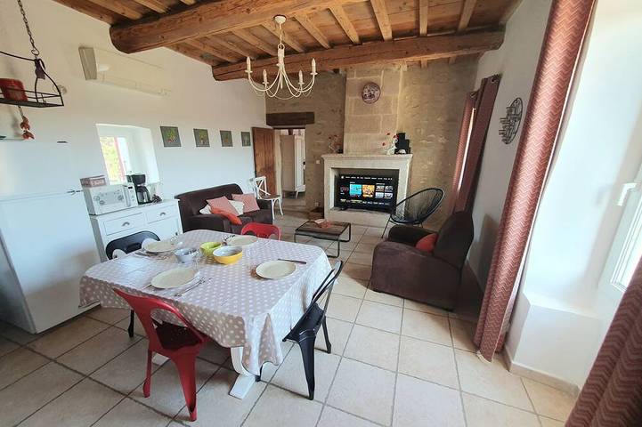 Gîte pour 6 personnes, avec jardin à Saint-Siffret - 2