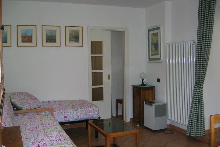 Ganze Wohnung, Demadonna \"Pur\" unit B ground floor, 50 sqm-independent entrance- 4 pax, 1 room in Pur, Ledro
