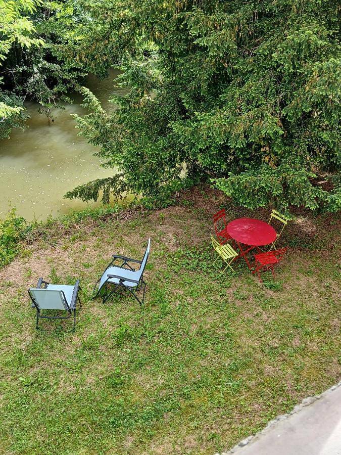 Appartement entier, One-Bedroom Apartment in Cordes-sur-Ciel, Région d'Albi