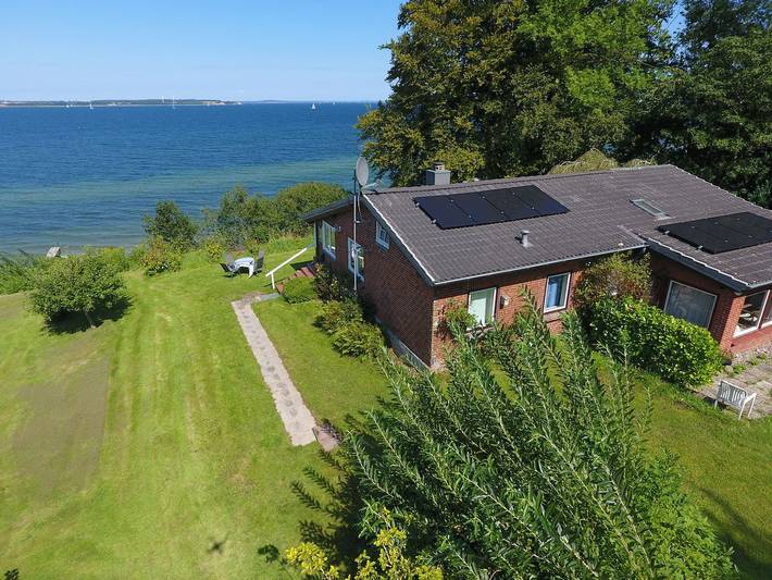 Ferienhaus für 4 Personen, mit Terrasse und Garten sowie Ausblick in Angeln Halbinsel