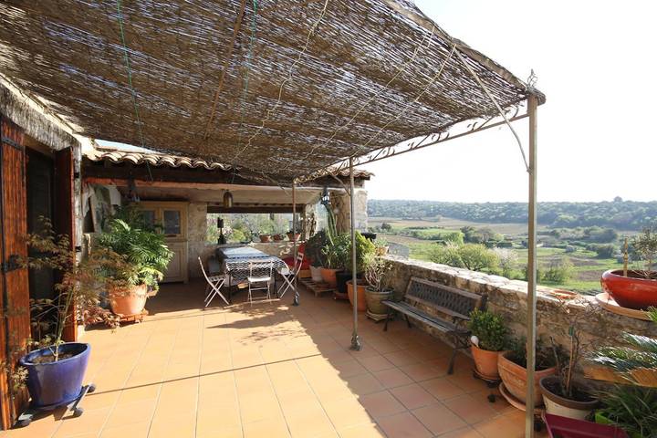 Gîte pour 12 personnes, avec terrasse