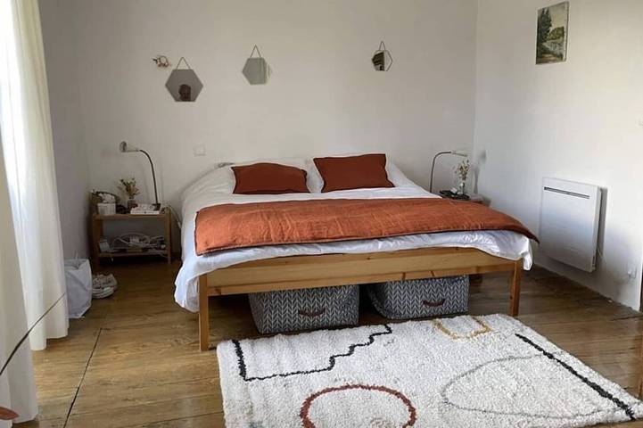 Location de vacances pour 10 personnes, avec terrasse et jardin à Roquecor - 2