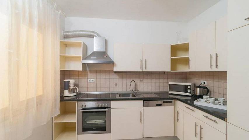 Ferienwohnung für 9 Personen, mit Garten in Split-Dalmatien - 3