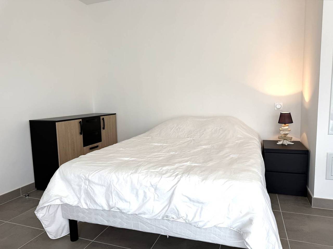 Appartement entier, Appartement neuf avec terrasse, Wifi à Perros-Guirec in Perros-Guirec, Côte de Granit Rose