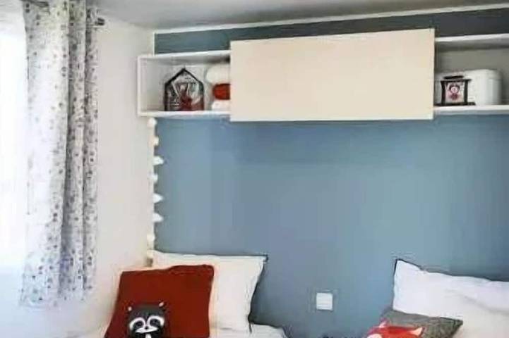 Mobil home pour 6 personnes, avec piscine ainsi que jacuzzi et terrasse, animaux acceptés à Soturac - 3