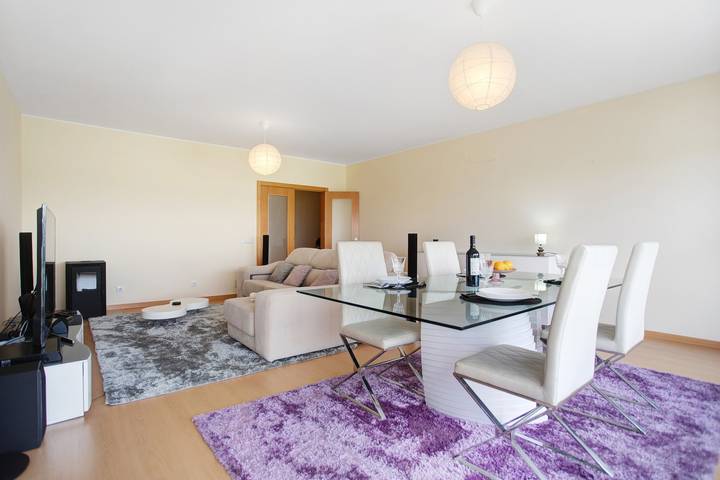 Ferienhaus 'A O - Passarelle' mit Meerblick, Gemeinschaftsterrasse und Wlan in Peniche, Leiria District