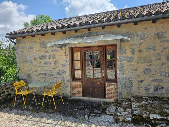 Location de vacances pour 2 personnes, avec jardin et vue, animaux acceptés à Cajarc - 2
