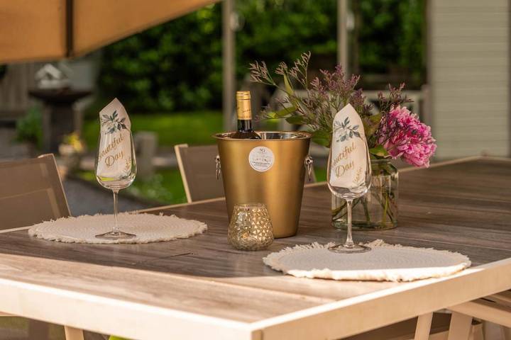 Gîte pour 8 personnes, avec jacuzzi ainsi que jardin et sauna dans Bomal - 3