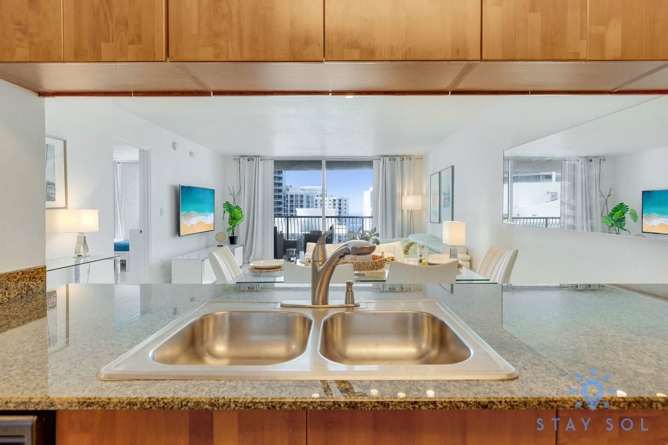 Ganze Wohnung, 1 Br Apartment - Ocean and city views in Miami, Florida