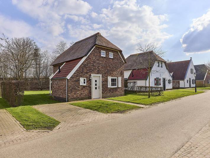 Vakantiehuis voor 5 personen, with Terras and Tuin as well as Zwembad in Leudal