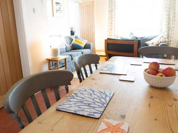 Holiday Home for 6 People in Pembrokeshire, South-Wales, Photo 4