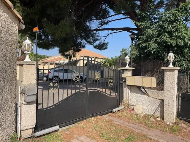 Apartamento de vacaciones para 4 personas, con jardín y piscina, Se admiten mascotas - 1