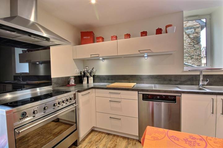 Gîte pour 10 personnes, avec piscine ainsi que jardin et terrasse à Paimpol - 4