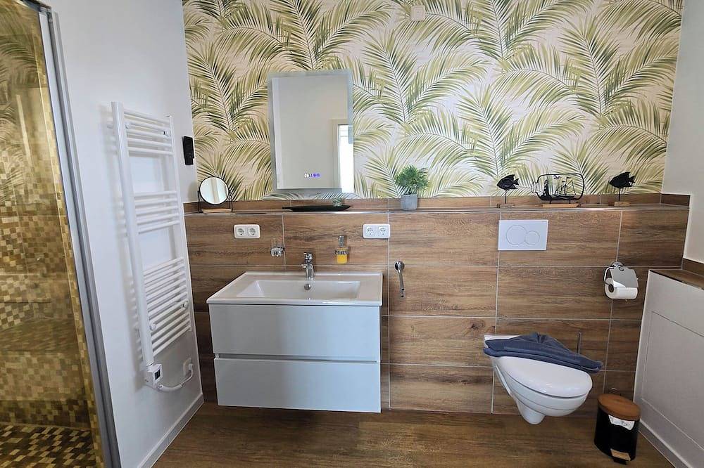 Luxus Spa Ferienhaus Strandnah - Hunde willkommen -  Garten eingezäunt- Premium in Dornumersiel, Dornum