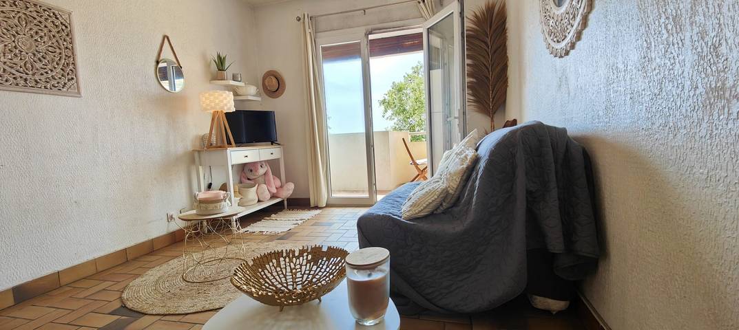 Gîte pour 2 personnes, avec vue sur l’océan et balcon, adapté aux familles dans Plage du Capitole - 4