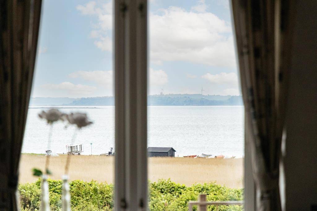 Schönes Sommerhaus für 6 Personen mit Blick auf den Limfjord in Ørding, Morsø