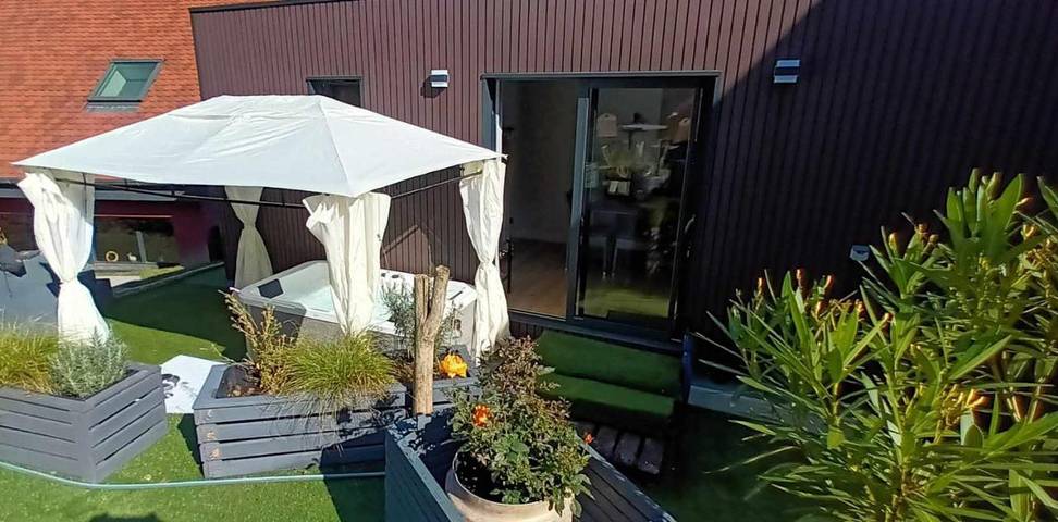 Gîte pour 2 personnes, avec vue et jardin, animaux acceptés dans Wintzenheim-Kochersberg