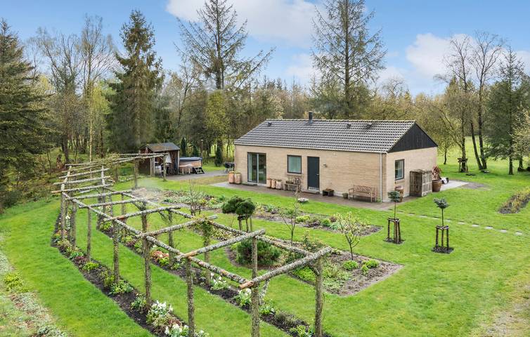 Ferienhaus für 6 Personen, mit Garten - 1