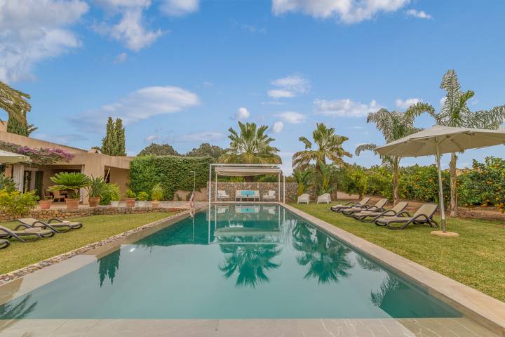 Chalet para 12 personas, con piscina y jardín - 1
