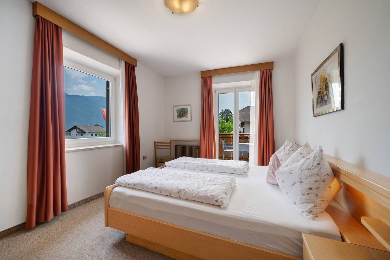 Ganze Wohnung, Ferienwohnung 'Rosalie 6' mit Bergblick, Gemeinschaftspool und Wi-Fi in Niederlana, Lana