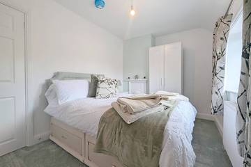 Cottage for 8 People in Hayling Island, Havant, Photo 4