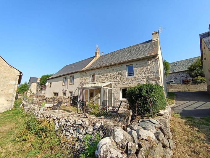 Location de vacances pour 5 personnes, avec terrasse à Nasbinals - 3