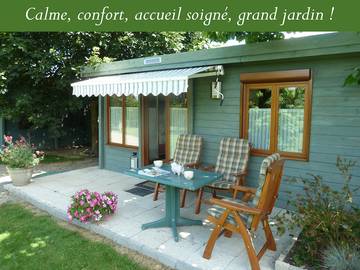 Gîte pour 2 personnes, avec terrasse et jardin à Céaux