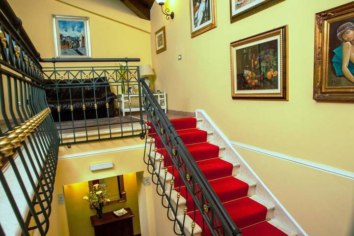 Location de vacances pour 2 personnes, avec Balcon ainsi que Terrasse et Vue à Cosenza