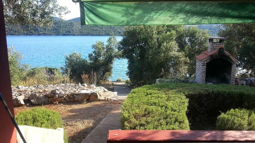 Ferienhaus für 6 Personen, mit Terrasse, mit Haustier auf Dugi Otok