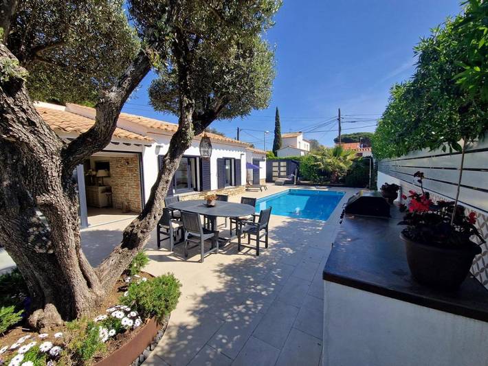 Villa pour 6 personnes, avec terrasse ainsi que piscine et jardin dans Calella de Palafrugell