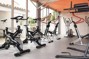 Camping für 4 Personen in La Tranche-sur-Mer, Vendée, Bild 3