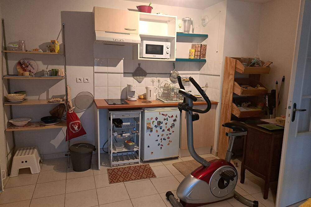 Apartamento entero, T2 in Ramonville near the Canal du Midi in Ramonville-Saint-Agne, Canal del Mediodía