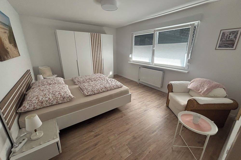 Ganze Wohnung, Gemütliche,Voll ausgestattete Ferienwohnung im Oberen Schlichemtal in Hausen am Tann, Albsteig Etappe 14