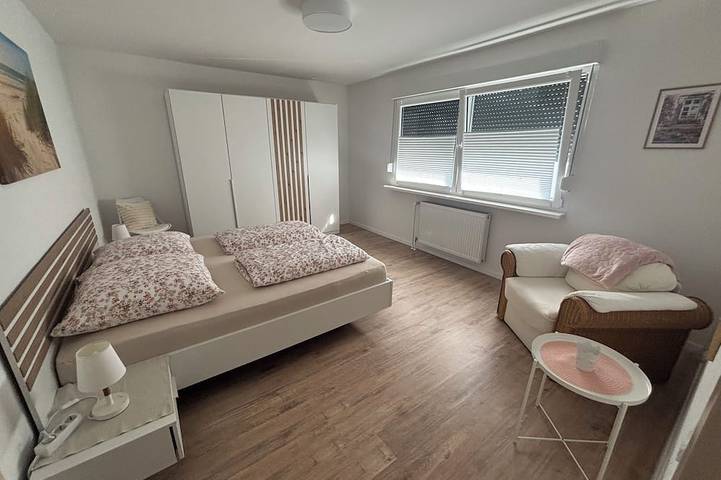 Ganze Wohnung, Gemütliche,Voll ausgestattete Ferienwohnung im Oberen Schlichemtal in Hausen am Tann, Albsteig Etappe 14