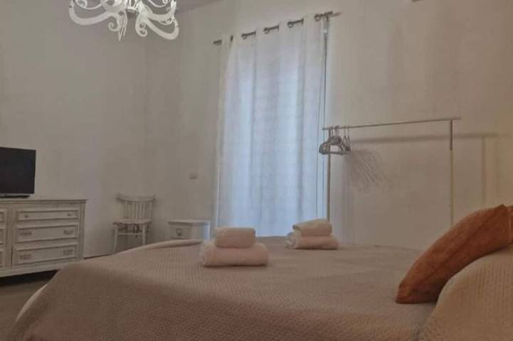 Ganze Wohnung, Holiday Home sul Corso - Comfortable and Ideal for groups of up to 7 people in Giarre, Catania Provinz