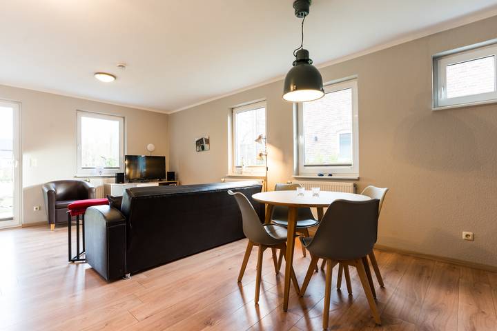 Ferienwohnung für 4 Personen, mit Terrasse und Garten in Staberdorf