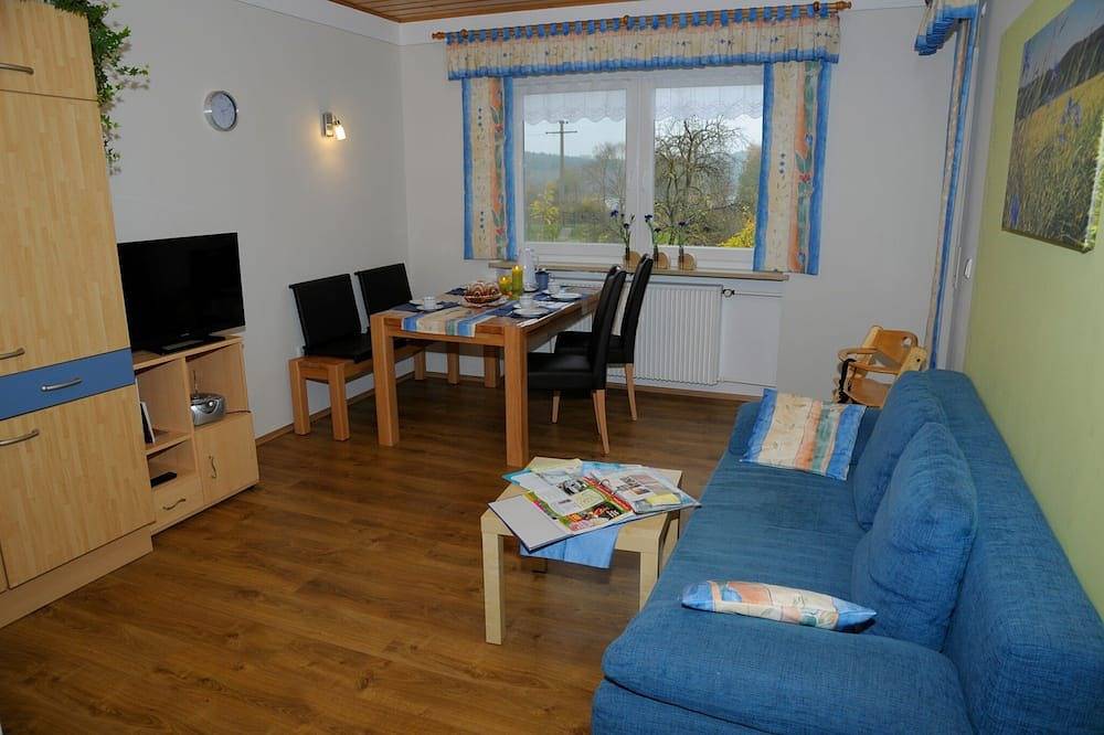 Ganze Wohnung, 60qm große Ferienwohnung im Eg mit Balkon in Absberg, Fränkisches Seenland
