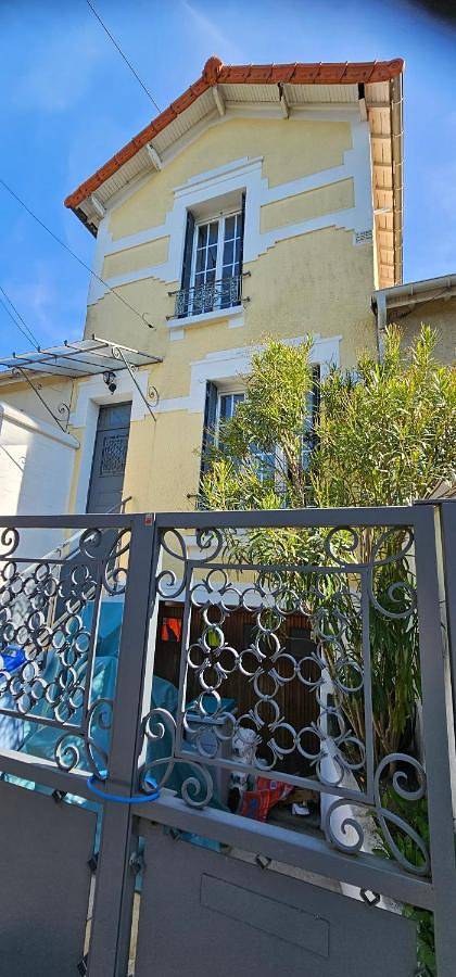 Chambre d’hôte pour 2 personnes, avec Terrasse ainsi que Jardin et Vue à Aulnay-sous-Bois - 3