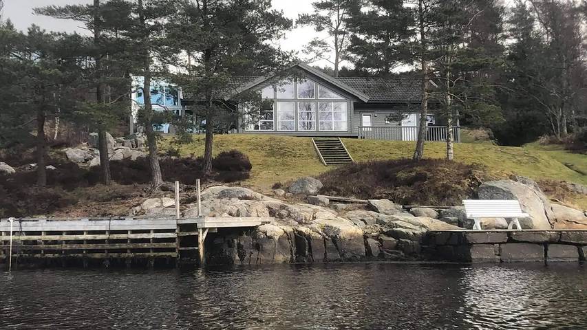 Ferienhaus für 9 Personen, mit Whirlpool und Terrasse in Sveio - 2