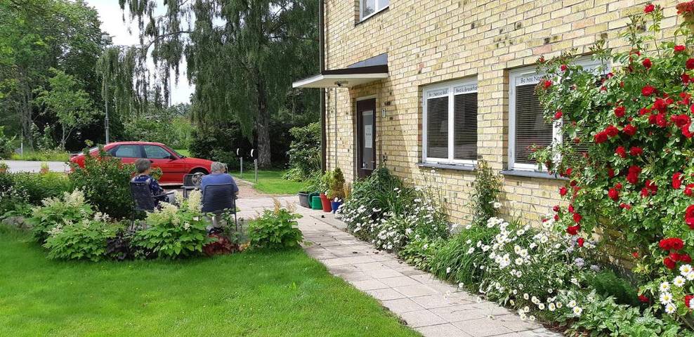 Ferienwohnung für 5 Personen, mit Terrasse und Garten sowie Ausblick