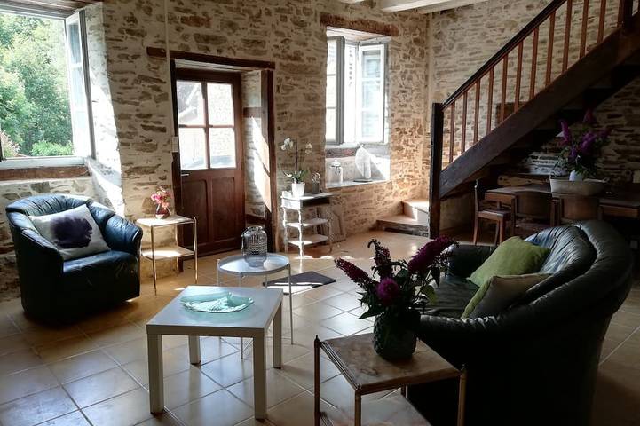 Location de vacances pour 6 personnes, avec jardin et terrasse à Saint-Yrieix-la-Perche - 2